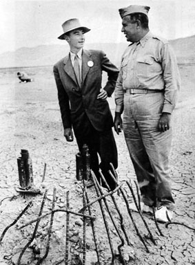 Robert Oppenheimer & General Groves